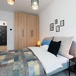 Kairos - Family - Darmowy Parking, Blisko Centrum Apartmán